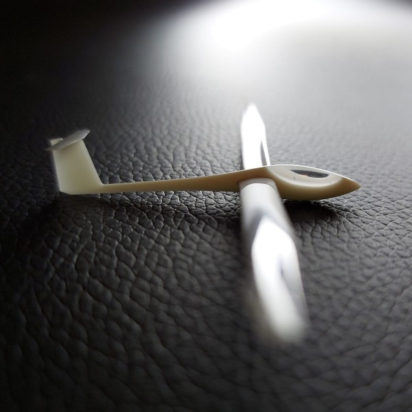 ASW 27 - Flugzeugmodell aus PU mit Haube aus Epoxidharz im Maßstab 1:150